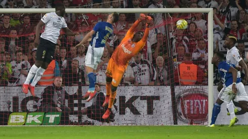 Strasbourg beat Guingamp on penalties to win French League Cup