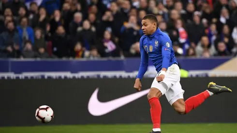 Mbappe leads France rout, Ronaldo injured in Portugal draw