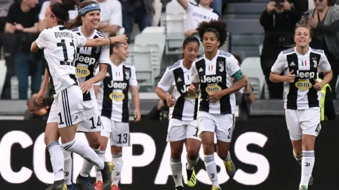 Pedersen lifts Juventus women in front of record crowd