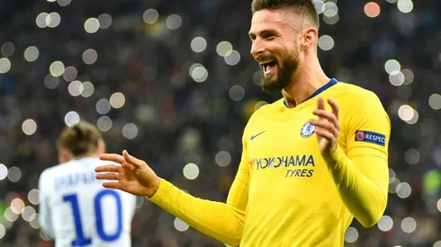 Giroud hat-trick helps Chelsea ease into Europa League quarters