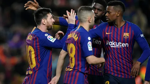 Messi and Suarez lead Barca to Rayo victory