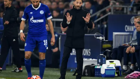 Schalke coach Tedesco survives to face Man City