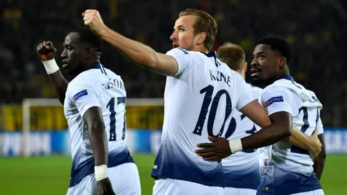 Kane fires Spurs into Champions League quarter-finals