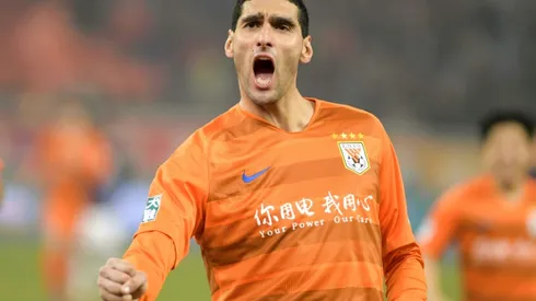 'Not here on holiday': Fellaini hits winner on China debut