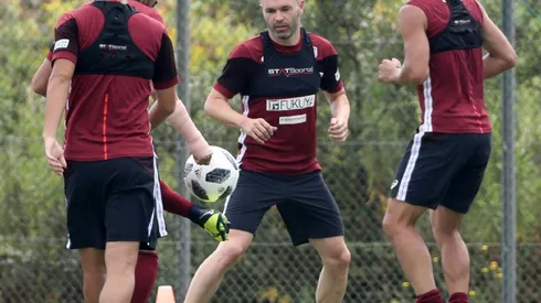 Iniesta named captain at Vissel Kobe