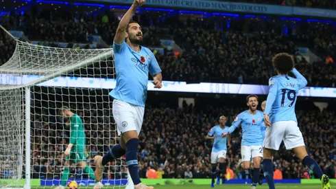 Title, top four and pride at stake in massive Manchester derby