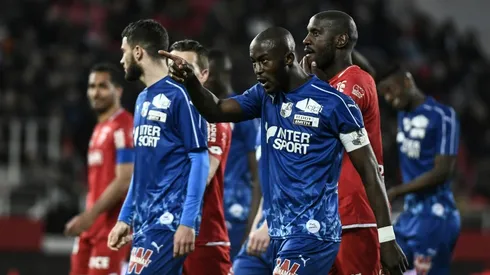 Racist chants half Ligue 1 relegation battle and Lyon crash again