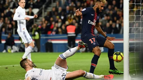 Choupo-Moting goal-line howler as PSG miss chance to wrap up French title