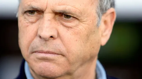 Sevilla's Caparros suffering from leukemia but vows to continue as coach