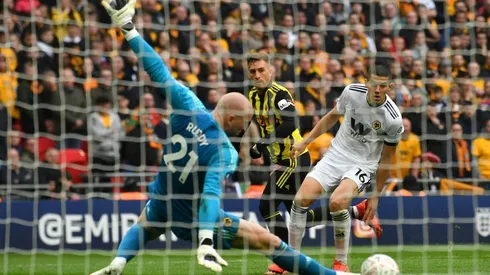 Deulofeu double fires Watford into FA Cup final