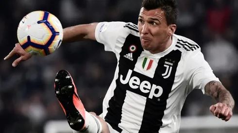 Mandzukic extends Juventus contract to 2021