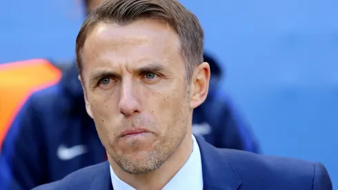 Neville calls for Premier League grounds to host women's games