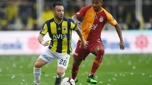 Olympiakos sign French veteran Valbuena