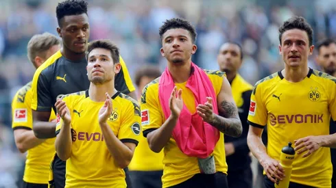 'Like champions' - Dortmund put brave face on title misery
