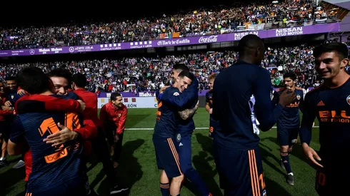 Valencia hold on to fourth, Griezmann jeered on last Atleti appearance