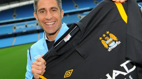 Ex-Barcelona and Arsenal player Sylvinho to be new Lyon coach - report