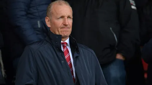 Southampton's Krueger returns to ice hockey with Buffalo