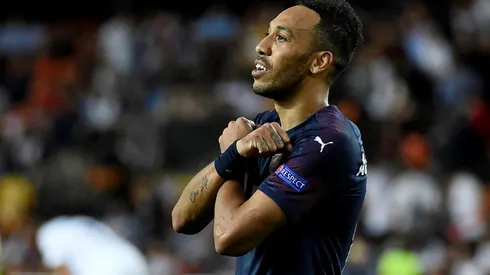 Aubameyang hat-trick as Arsenal sweep into Europa League final