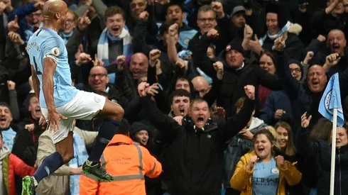 Captain Kompany keeps Man City on course for Premier League title