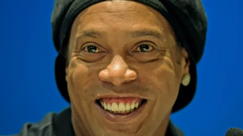Brazilian ex-football star Ronaldinho raps against corruption
