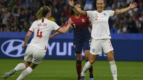 'Phenomenal' Bronze deserves Ballon d'Or, says England boss