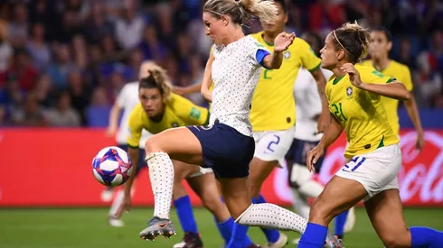 USA admire France's 'fantastic' Amandine Henry