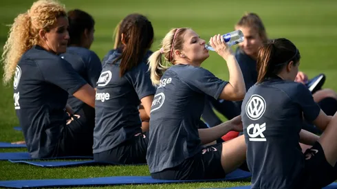 Heat is on as women's World Cup steps into the sauna