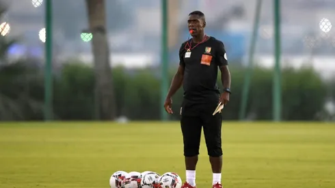 Coach Seedorf seeks redemption with Cameroon after club failures