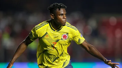 Zapata sends Colombia into Copa quarters with Qatar winner