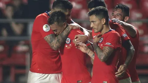 Vargas at the double as Chile rout Japan