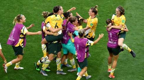 Australia show they 'like a good fight' to edge Brazil in World Cup