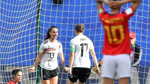 Germany on course to avoid USA after tight Spain win