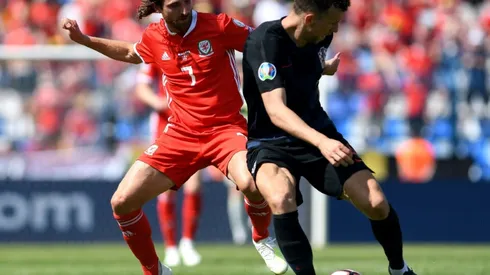 Perisic shines as Croatia edge Wales in Euro qualifier