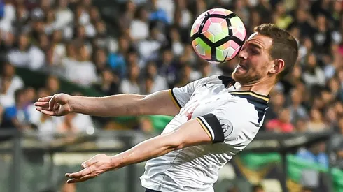 Spurs flop Janssen signs for Mexico's C.F. Monterrey