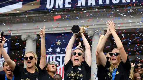 P&G gives bonus to US women soccer stars