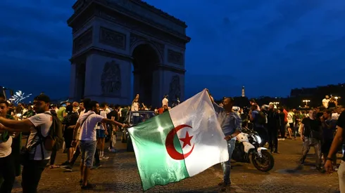 Two shops near Champs-Elysees looted after Algeria football win