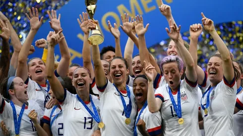 Victorious US women's team back on home soil