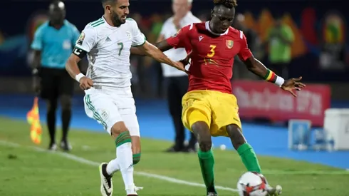 Mahrez helps Algeria brush Guinea aside to reach last eight
