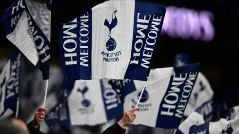 Tottenham make Clarke first signing for 18 months