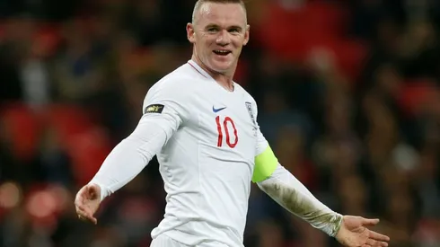 Rooney gets extra ban after red card