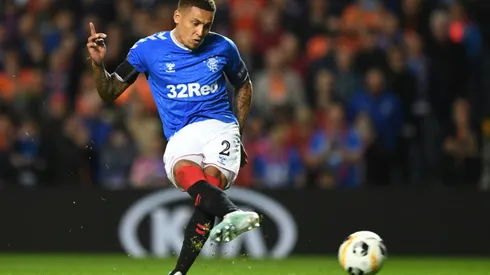 Rangers thrash Aberdeen to close on Celtic