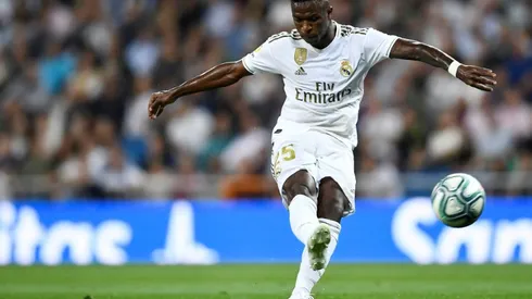 Real Madrid and Atletico warm up for city derby with victories
