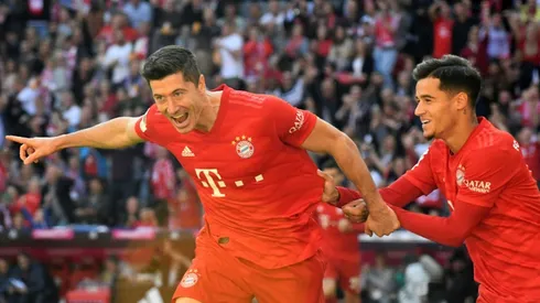 Coutinho, Lewandowski fire Bayern top with Cologne rout