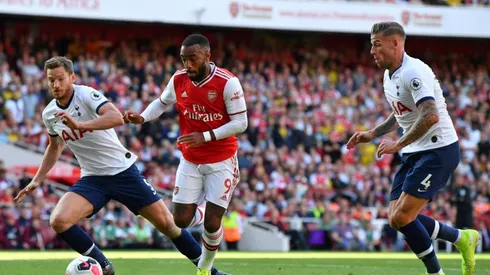 Arsenal's Lacazette ruled out until October