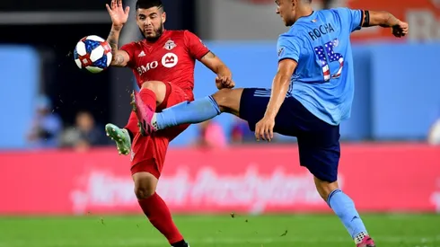 Late penalty lifts Rapids over Galaxy