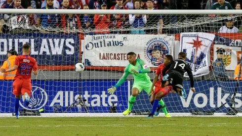 Mexico dominates USA 3-0 in rematch of Gold Cup final