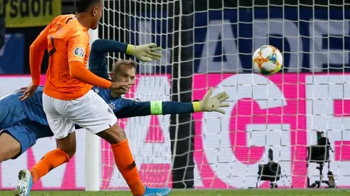 Germany slip up to the Netherlands, Croatia thrash Slovakia