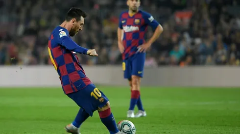 Messi fit and firing in Barca demolition of Valladolid