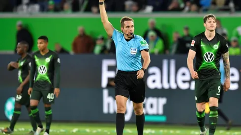 VAR denies Wolfsburg chance of going top