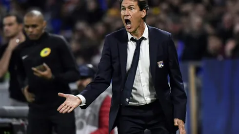 Lyon win for Garcia, Lille sweat over Osimhen